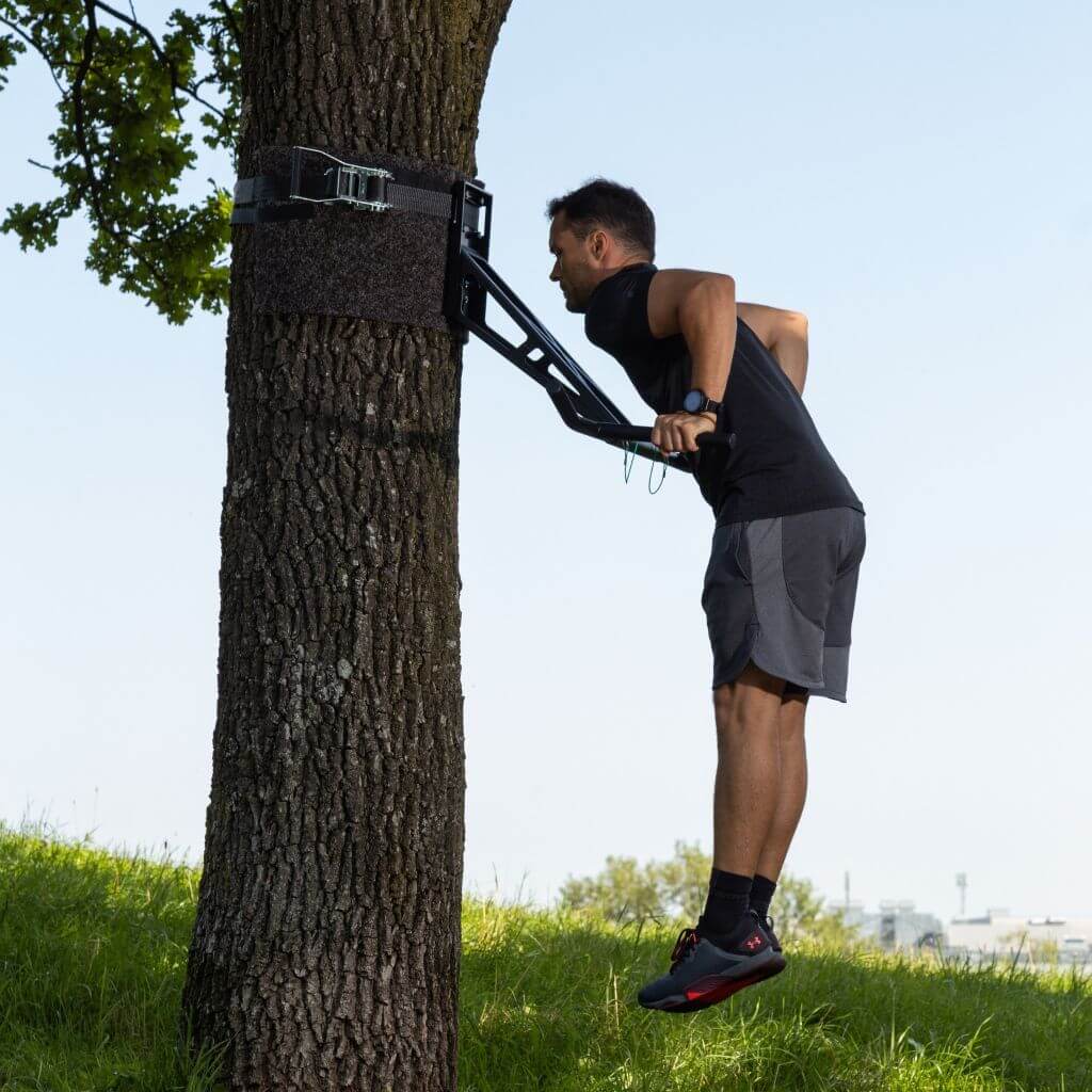 Mobile Outdoor Pull-Up and Dip Bar for Backyard or Park