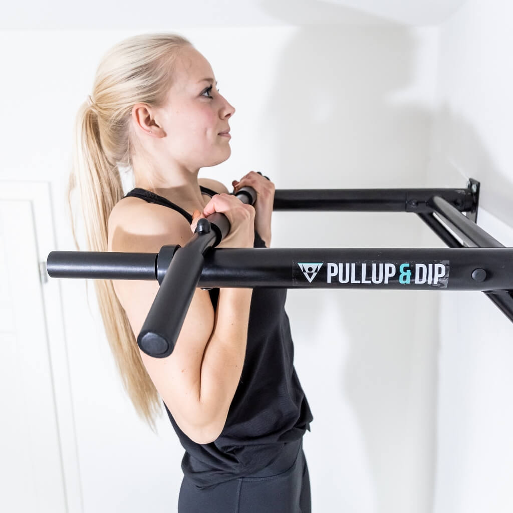 Wall Mounted Pull-Up Bar incl. Pull-Up Band