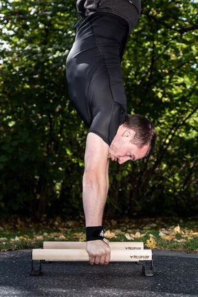 Wrist Wraps for Calisthenics and Strength Training