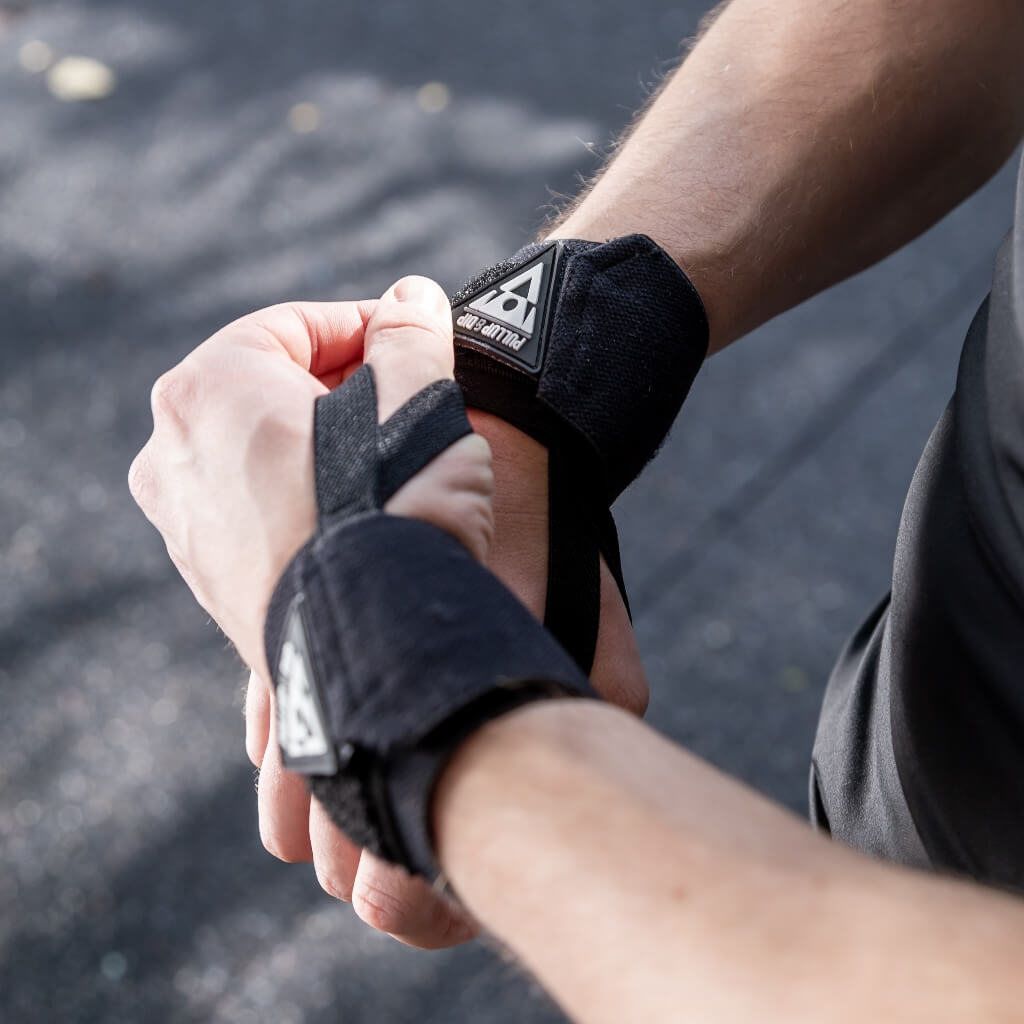 Wrist Wraps for Calisthenics and Strength Training